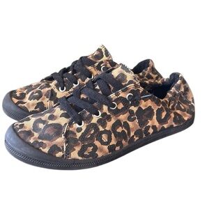 Torrid Riley Animal Print Canvas Slip On Sneakers Size 9.5 W